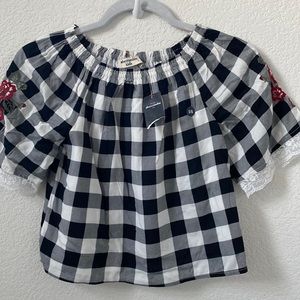 Abercrombie Kids Plaid Short Sleeve Flower Embroidery Lace Arm